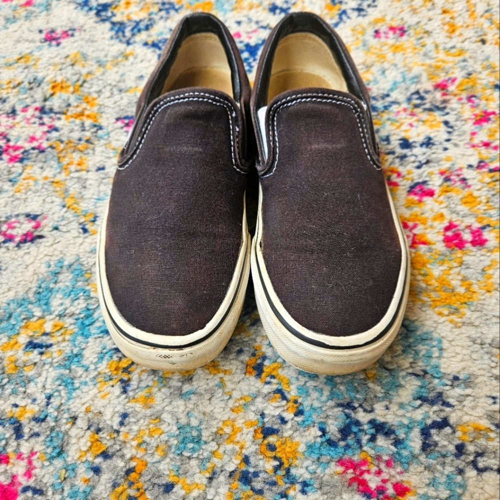 VANS Black solid Slip on Kids Sneakers Size 3.5